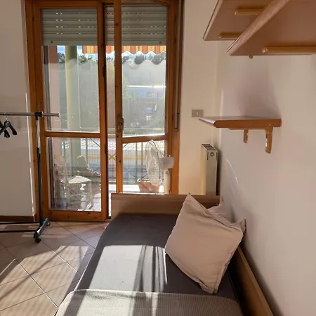 Casa Flora 아파트 이브레아